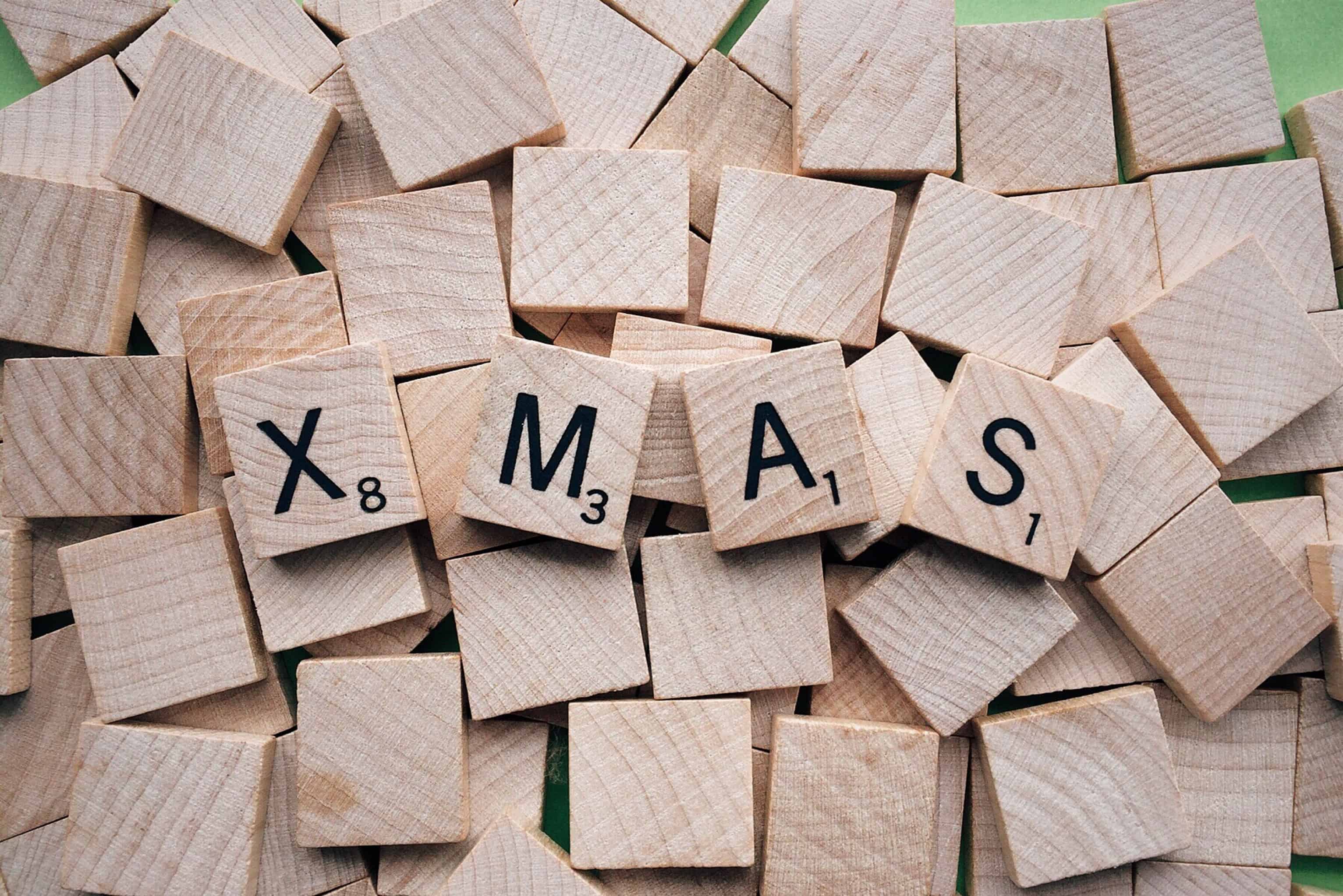 #christmasfamilyactivities #christmastraditions #christmas #familytraditions #family #santa #christmascrafts #holidayactivities #holidays